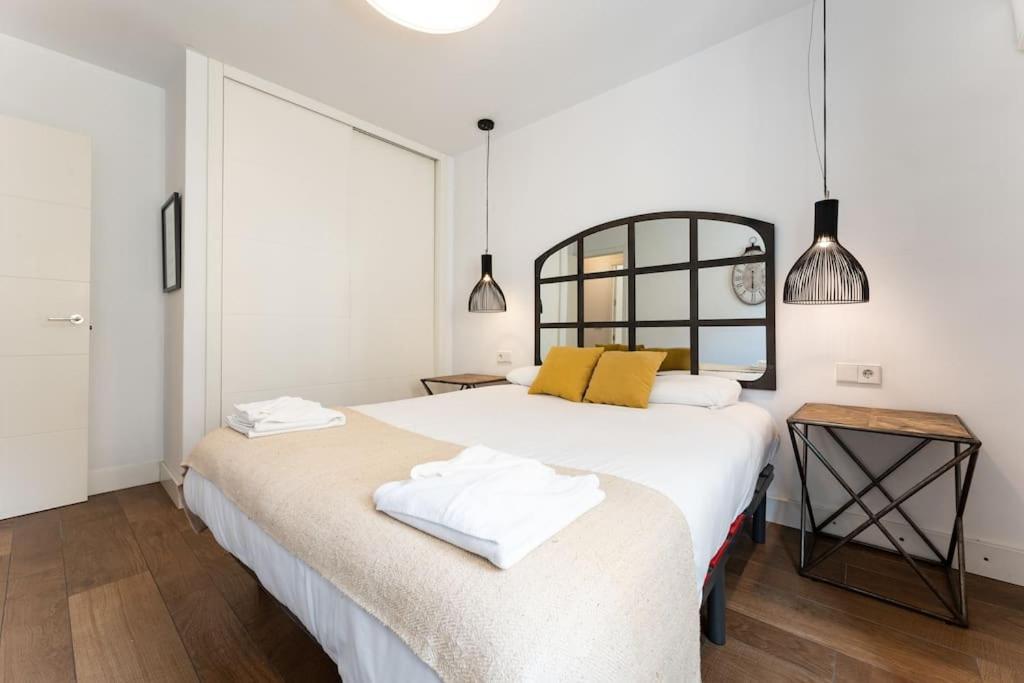 Super Central Malaga Flat With Terrace And Free Parking Exteriér fotografie