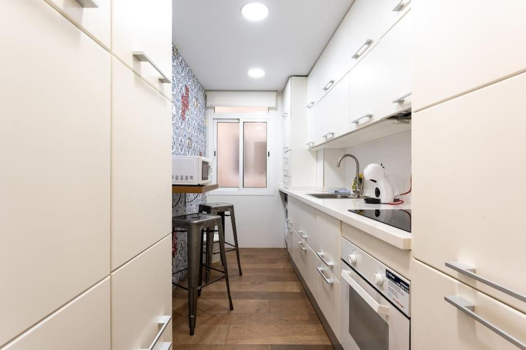 Super Central Malaga Flat With Terrace And Free Parking Exteriér fotografie
